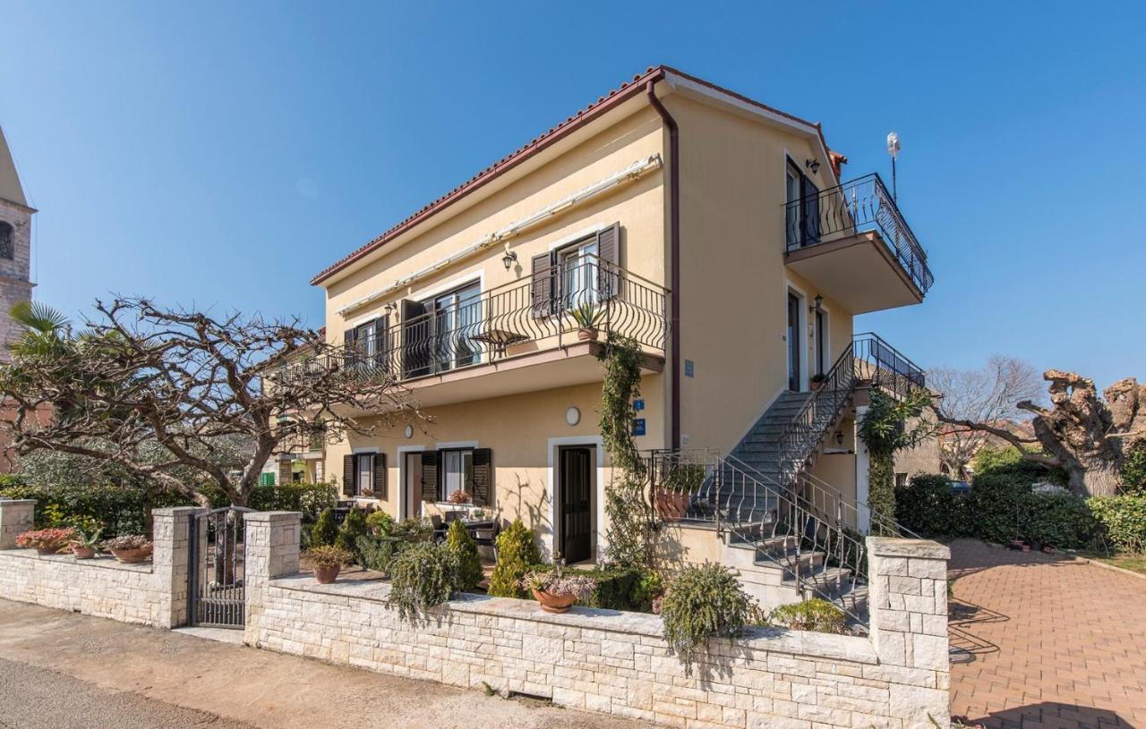 Apartment Complex Orzan Lovrecica Exterior foto